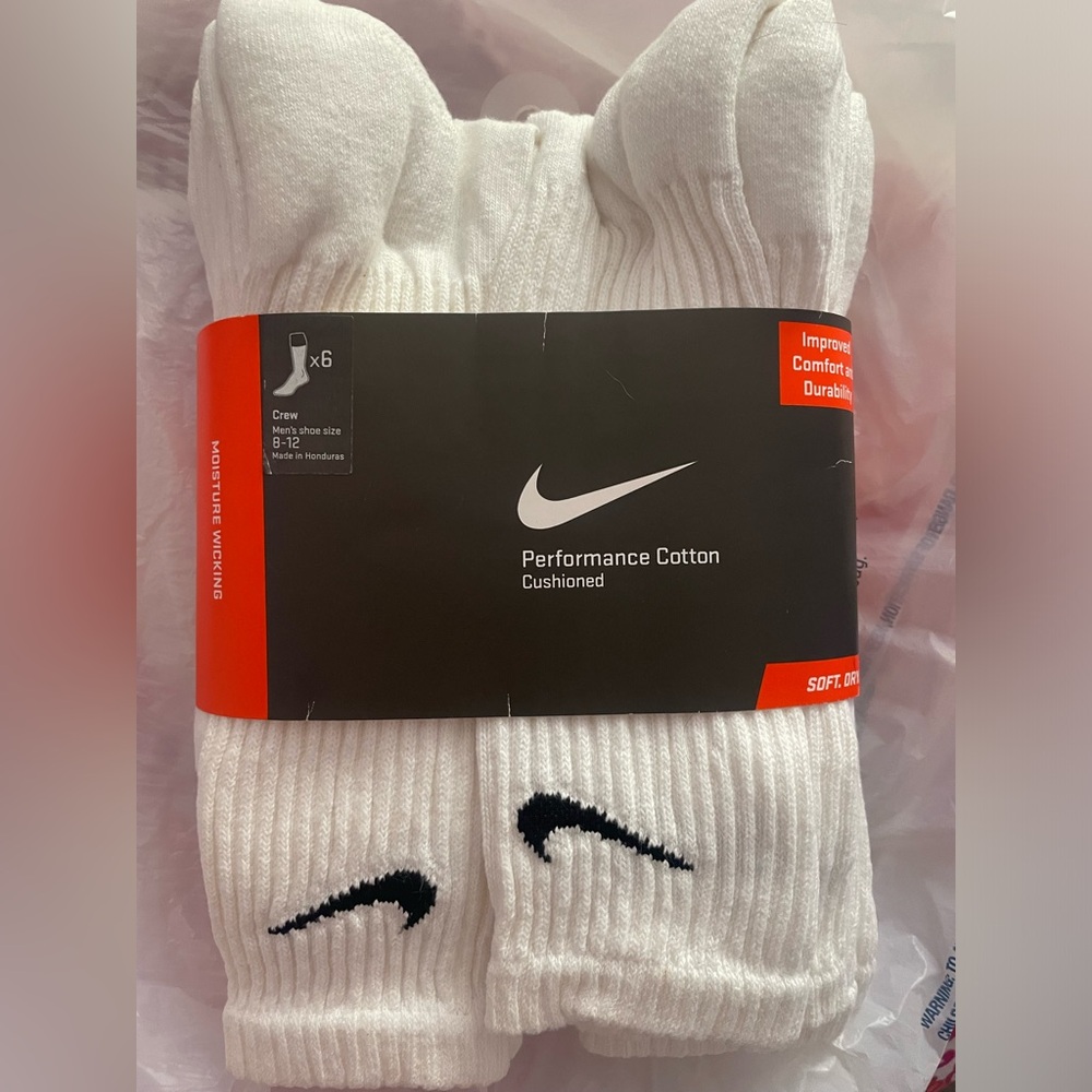 Brand New Nike White Crew Men’s Socks